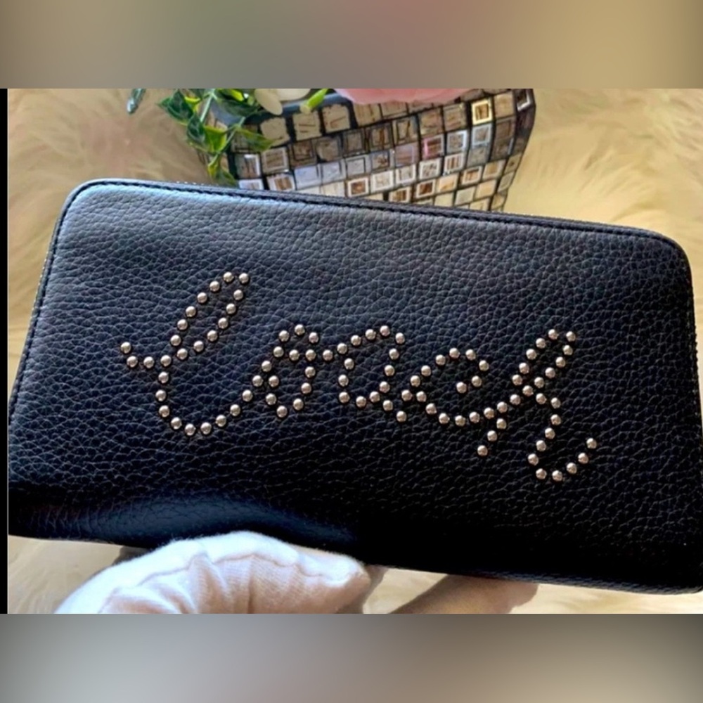 Coach Accordion Zip Black Leather Wallet